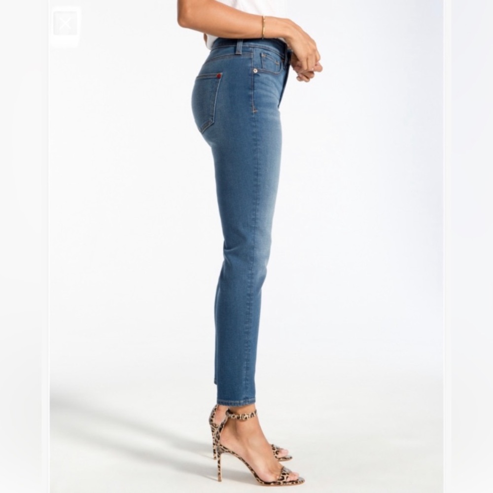 Spanx by Sara Blakely 5-Pocket Skinny Crop Washed Distressed Blue Ankle Jeans 27